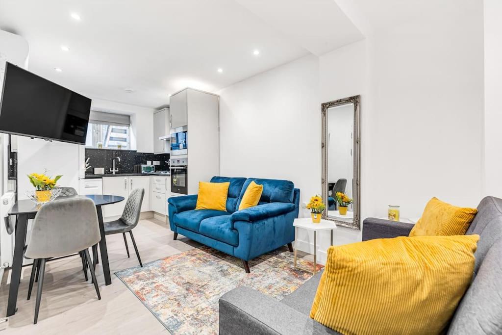 Luxstay Holland Park Apartment With Ac London Eksteriør bilde